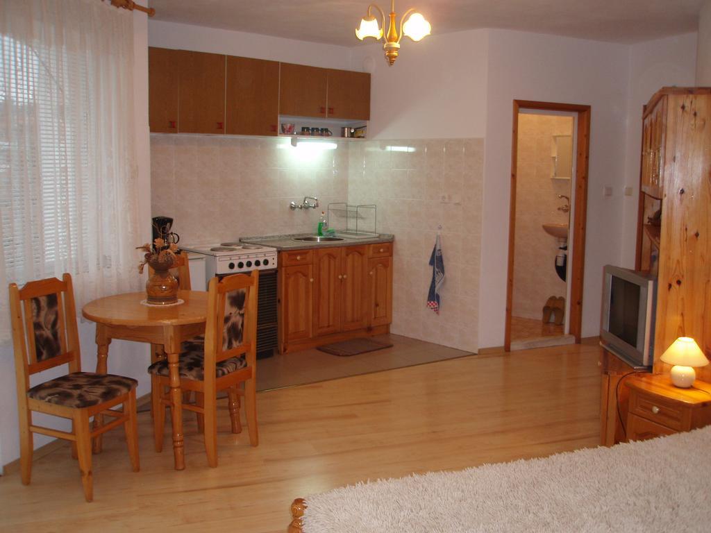 Georgievi Guest House 卡洛费尔 外观 照片