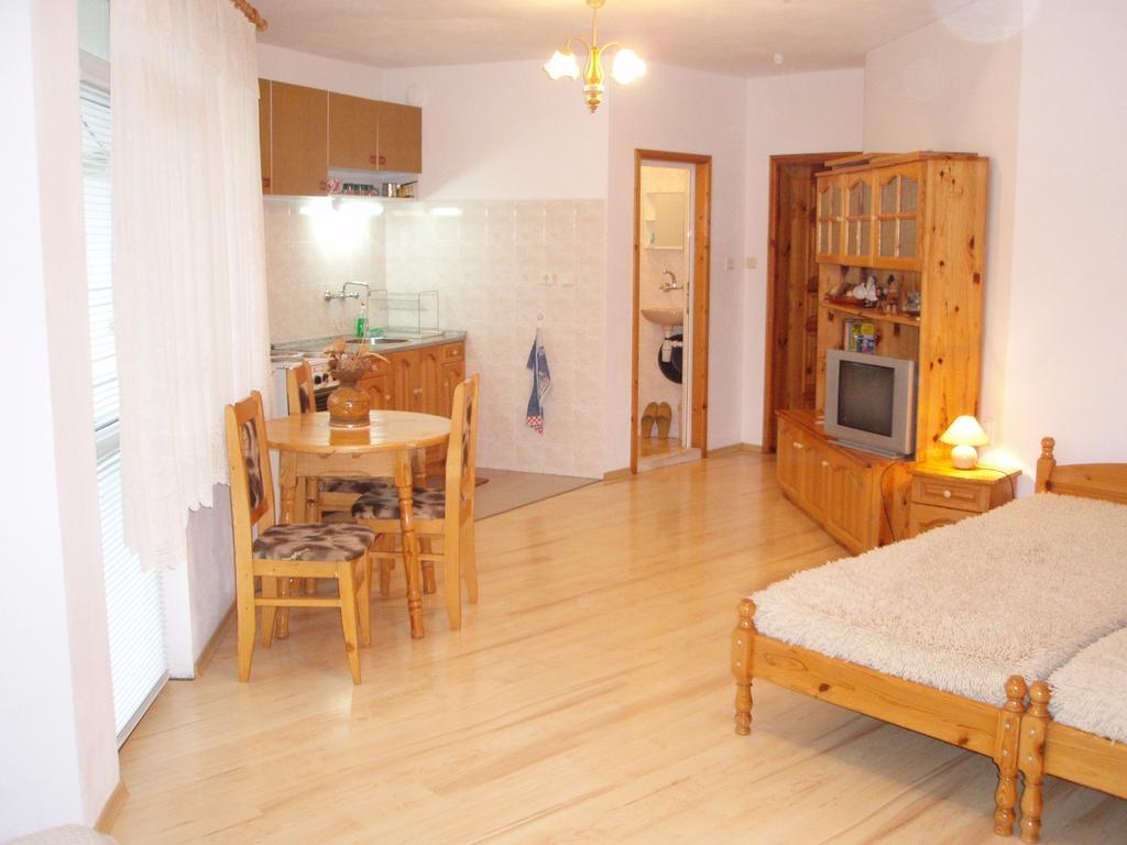 Georgievi Guest House 卡洛费尔 外观 照片