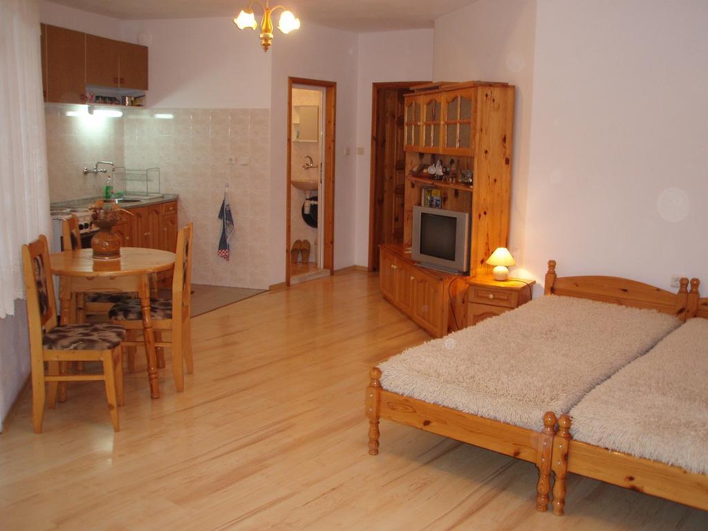 Georgievi Guest House 卡洛费尔 外观 照片